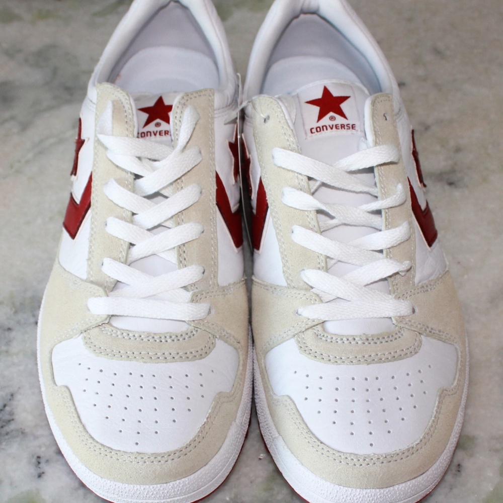 Converse Sneakers - Point Man Ox sz 9 NWT - Picture 2 of 7